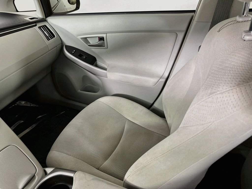 Used 2012 Winter Gray Metallic Toyota Two image 21