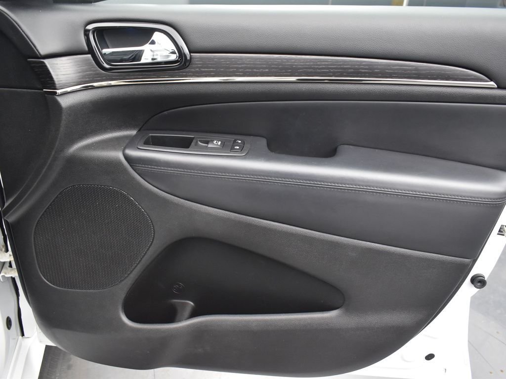 2020 JEEP GRAND CHEROKEE - Image 31