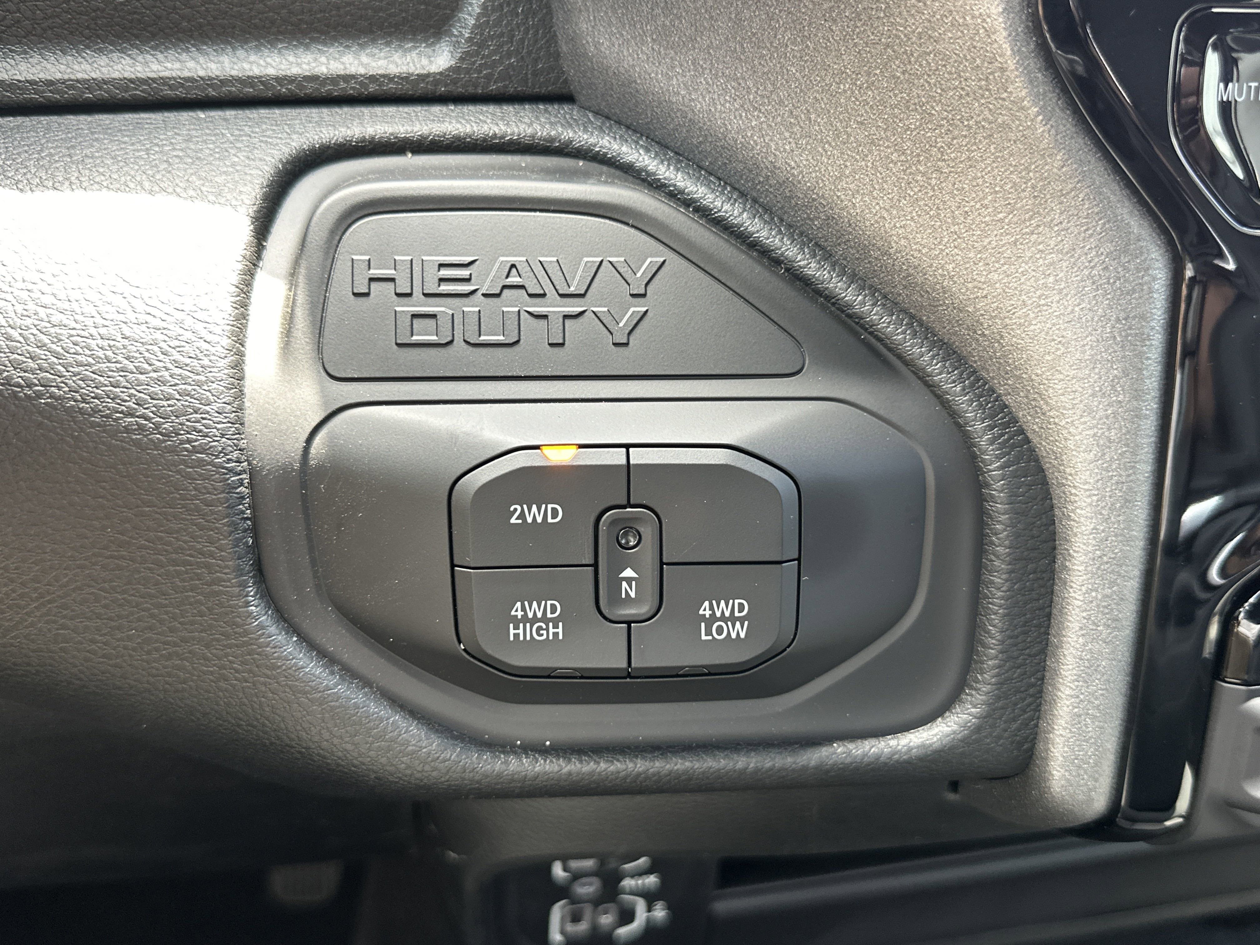 2025 RAM 3500 Tradesman - Photo 27