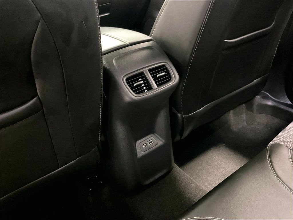 Used 2023 Red Buick Preferred image 28
