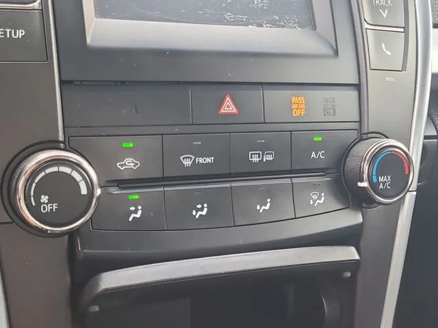 Used 2017 Black Toyota SE image 24