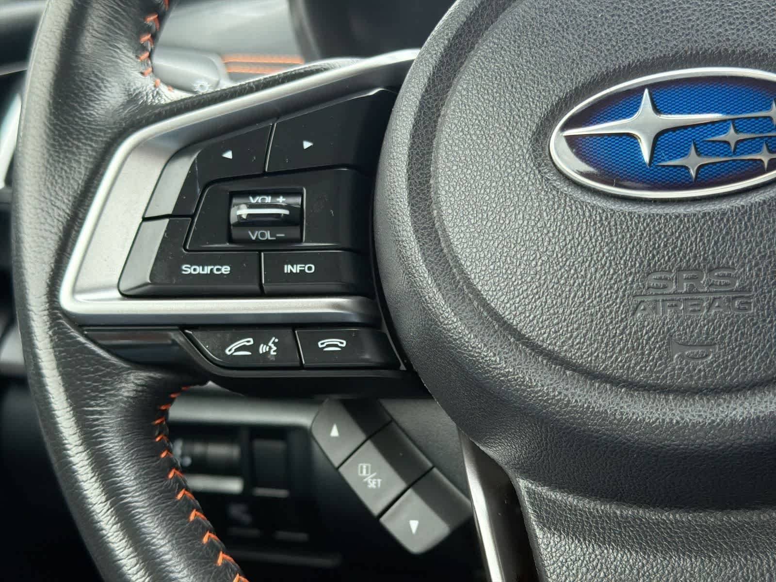 Used 2019 Ice Silver Metallic Subaru Limited image 24