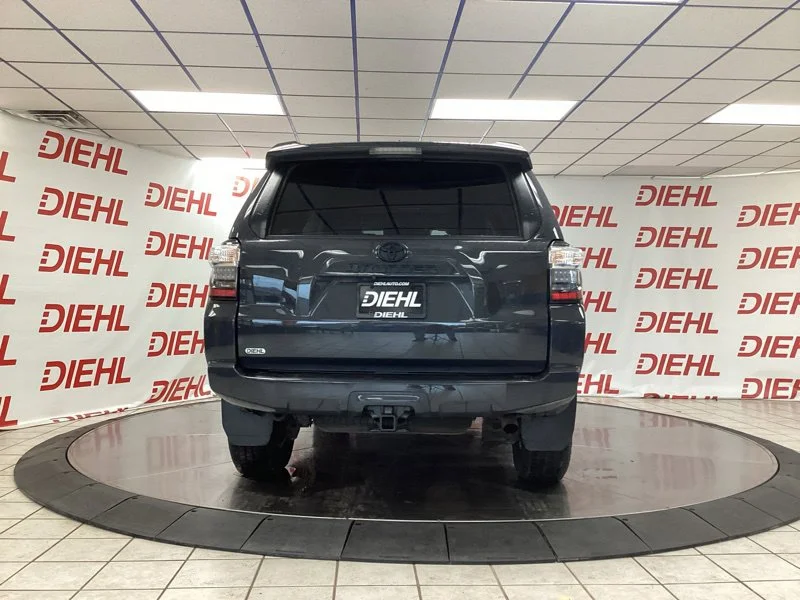 Used 2024  Toyota SR5 Premium image 6
