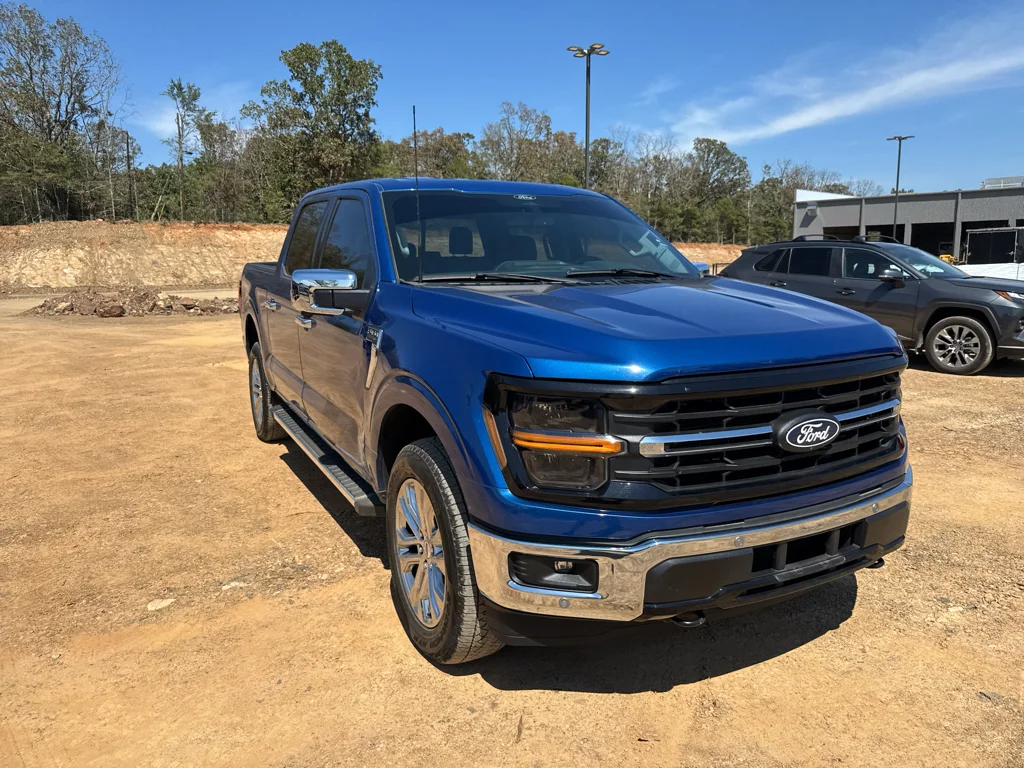 Certified Used 2024 Atlas Blue Metallic Ford XLT image 3