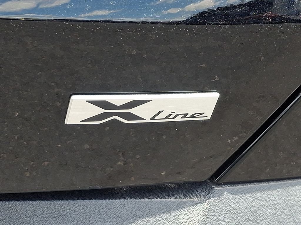 Used 2023 Black Kia X-Line EX image 34