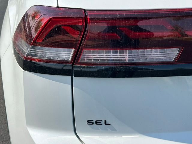 New 2026 Opal White Pearl Volkswagen 2.0T SEL R-Line Black image 10