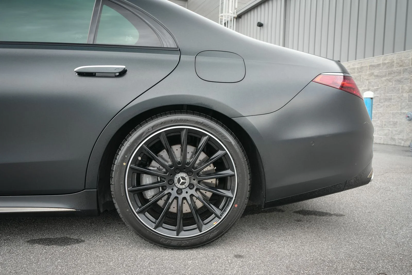 Used 2023 Black Mercedes-Benz S 580e image 14