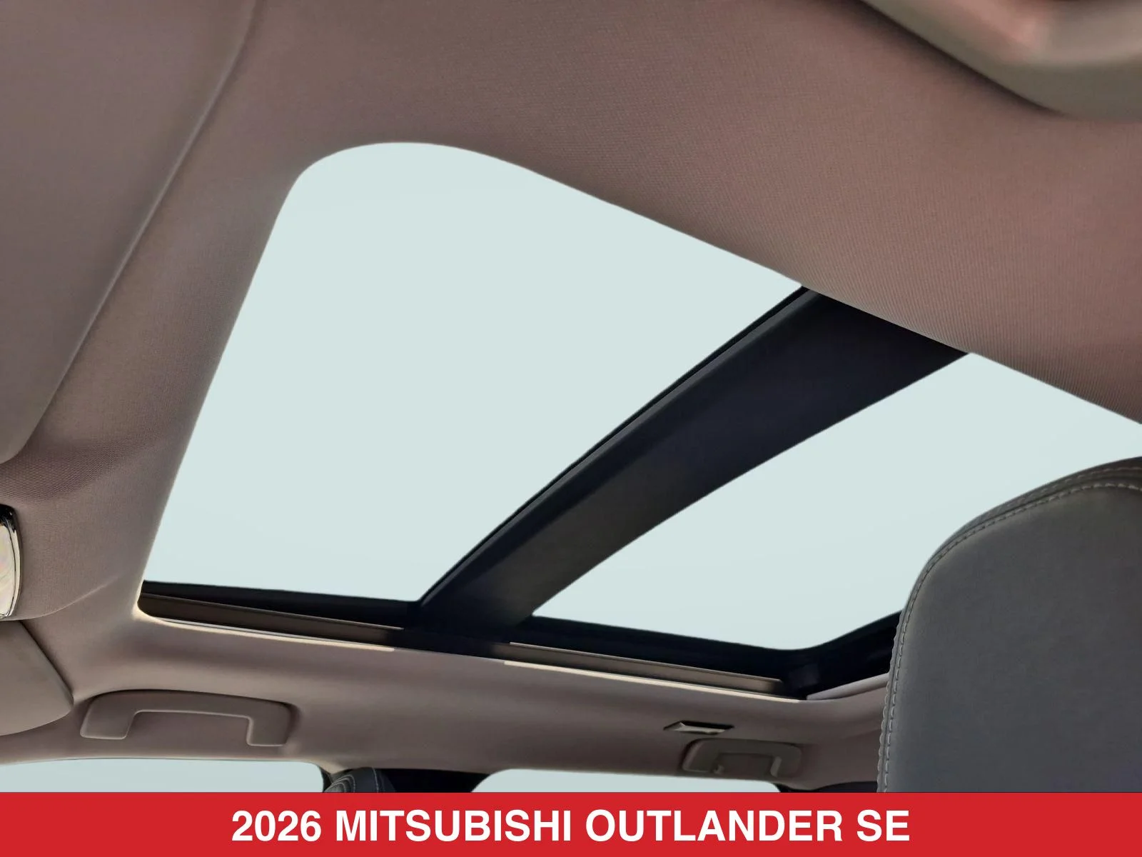 New 2026 White Mitsubishi SE image 16