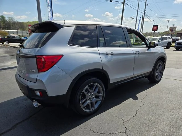 Used 2023 Silver Honda EX-L image 8