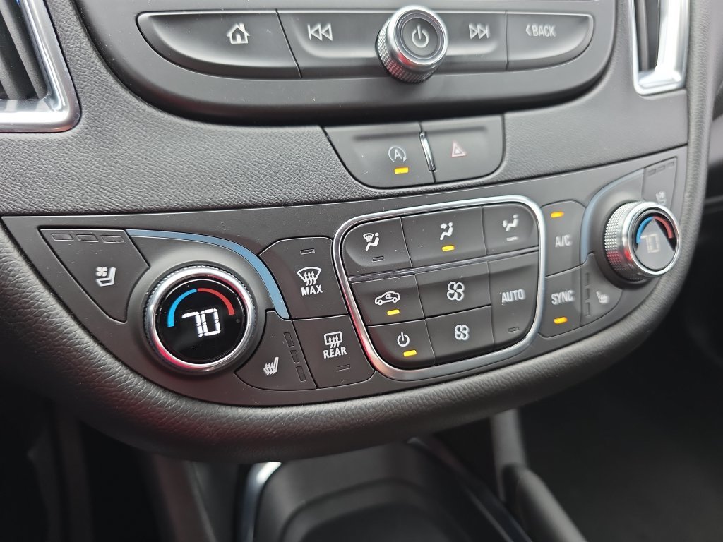 Used 2023 Gray Chevrolet LT image 22