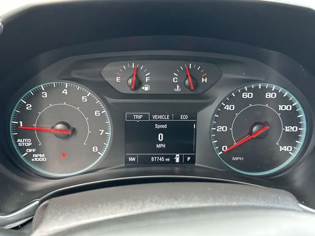 Used 2022 Blue Chevrolet LS image 19