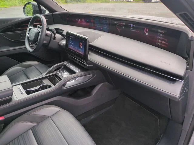 Used 2024 Gray Lincoln Reserve image 36