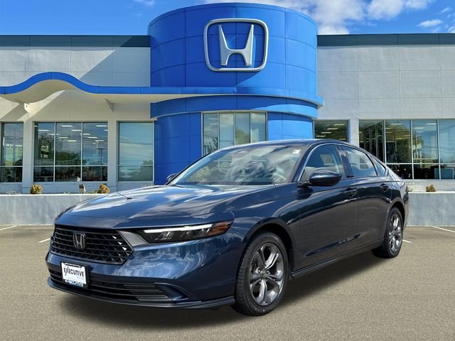 Used 2023 Canyon River Blue Metallic Honda EX image 5