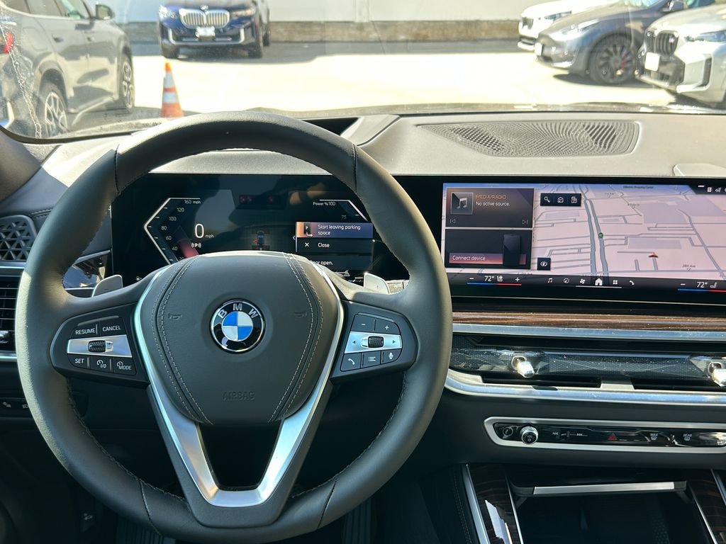 New 2026 Black Sapphire Metallic BMW xDrive40i image 17