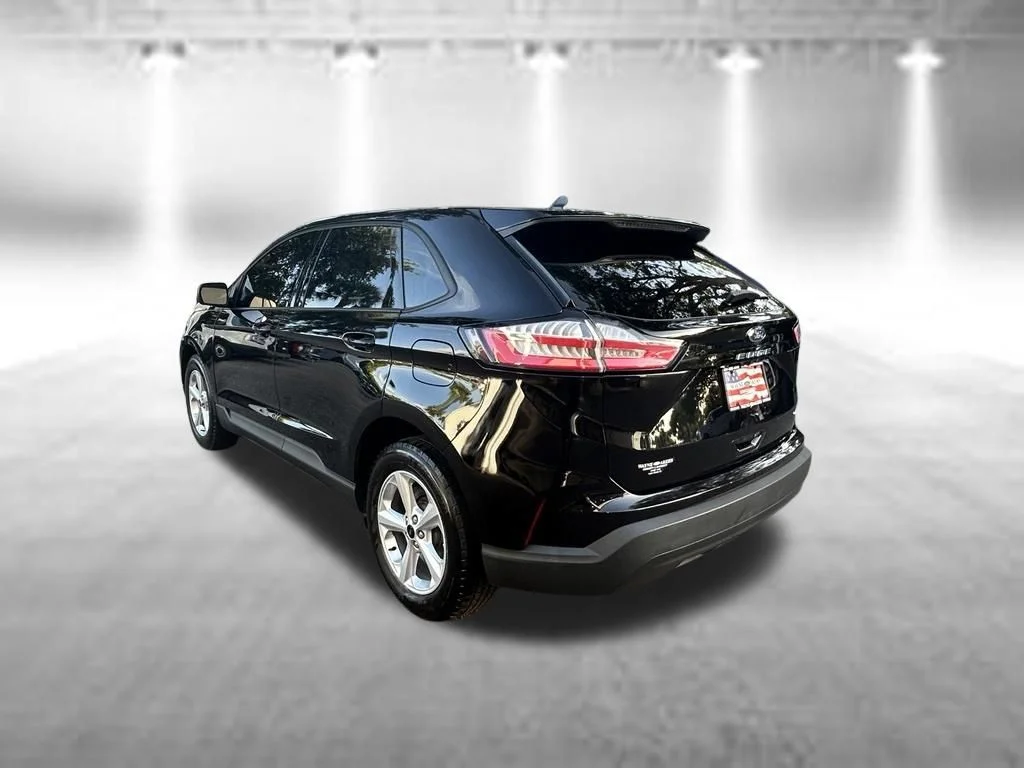 Certified Used 2024 Black Metallic Ford SE image 7