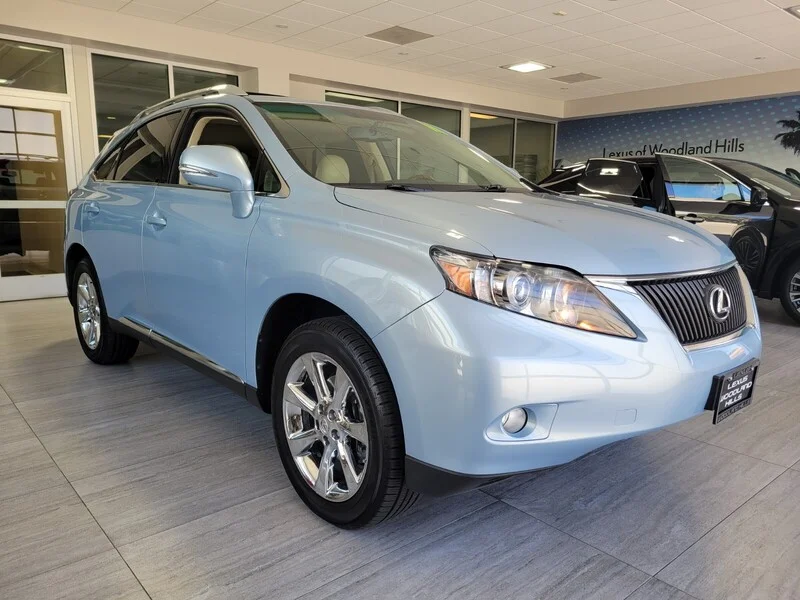 Used 2010 Blue LEXUS FWD 4DR image 6