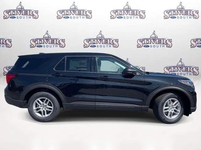 New 2026 Agate Black Metallic Ford Active image 2