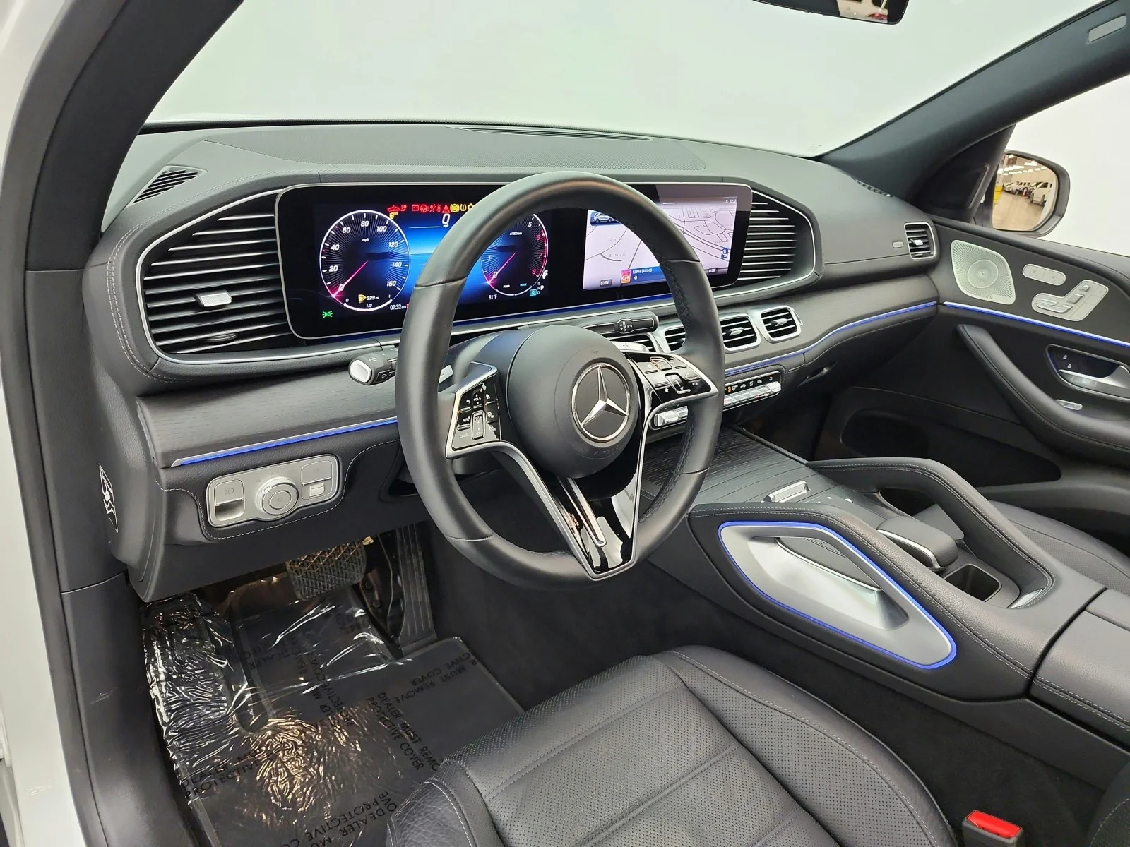 Used 2024 Polar White Mercedes-Benz GLE 450 4MATIC® SUV image 9