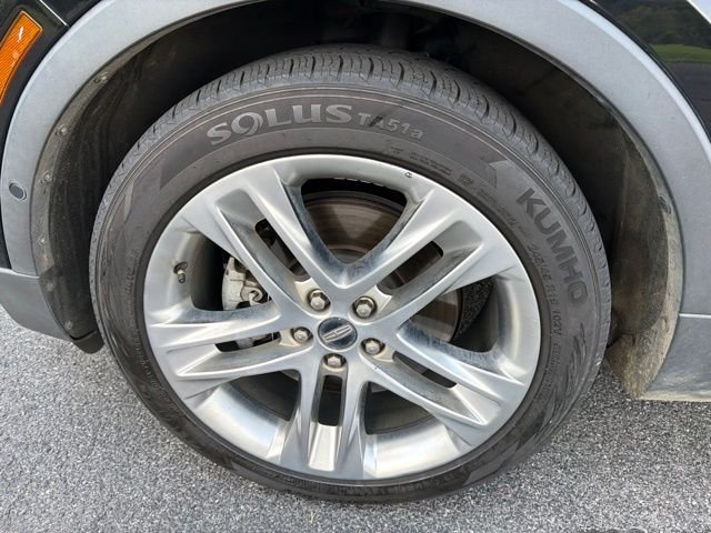Used 2019 Black Lincoln Reserve image 8