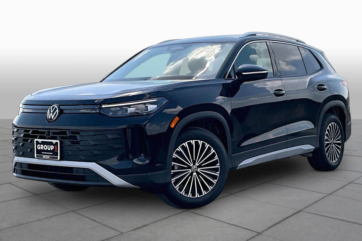 New 2026 Volkswagen Tiguan 2.0T S FWD Sport Utility