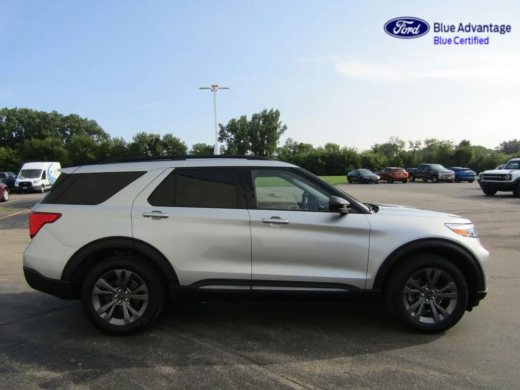 Certified Used 2024 Iconic Silver Metallic Ford XLT image 15