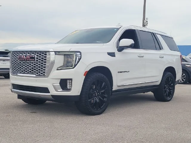 Used 2024 White GMC Denali image 38