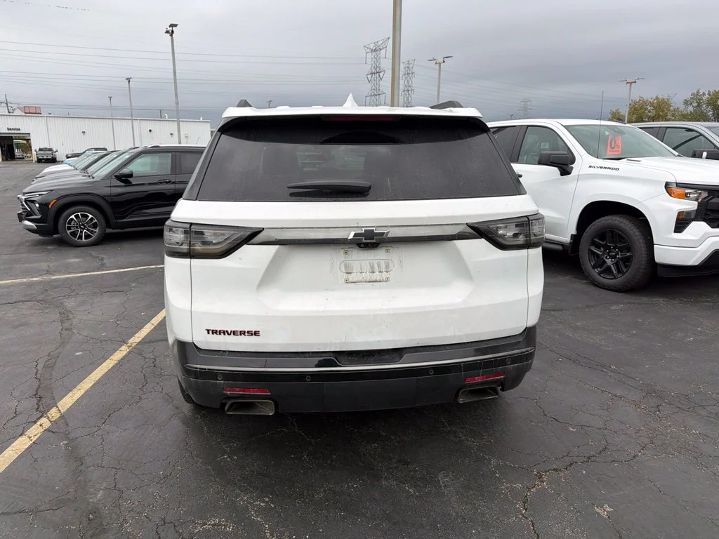 Used 2021 White Chevrolet Premier image 4