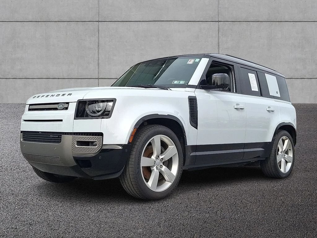 2023 Land Rover Defender X-Dynamic SE's photo