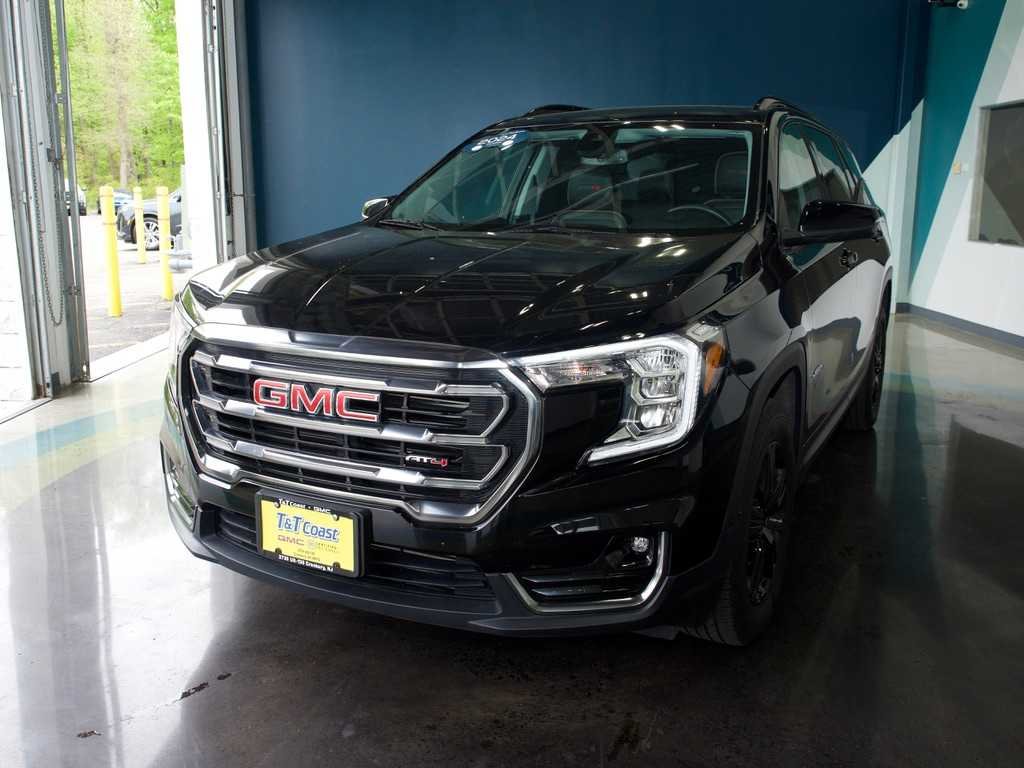 2024 GMC Terrain AT4 AWD's photo