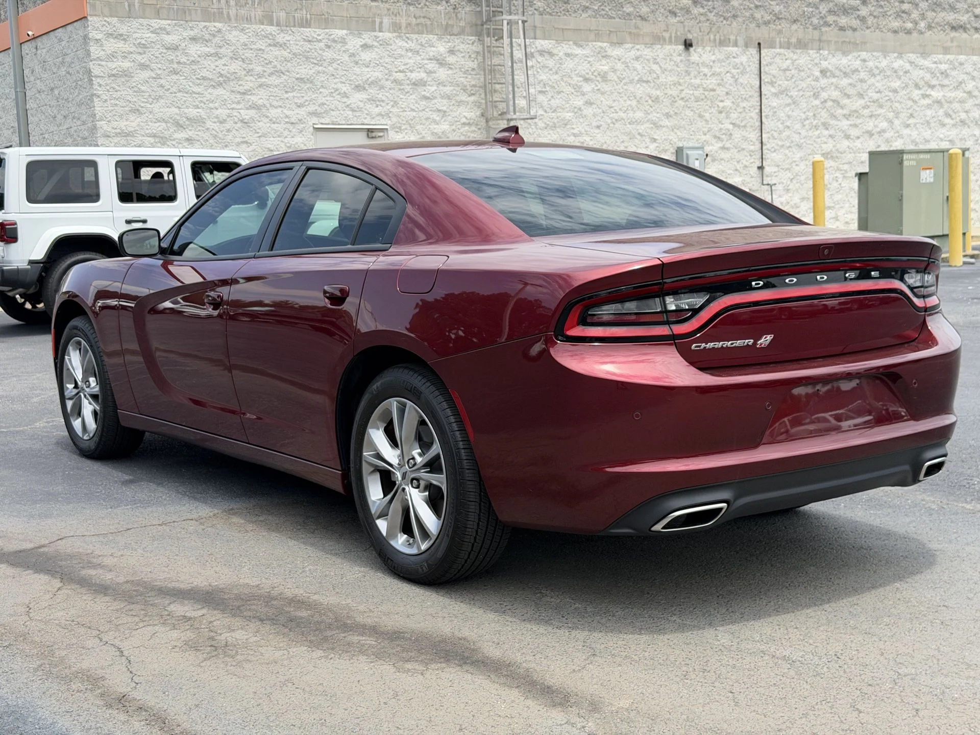 Certified Used 2023 Octane Red Pearlcoat Dodge SXT image 12