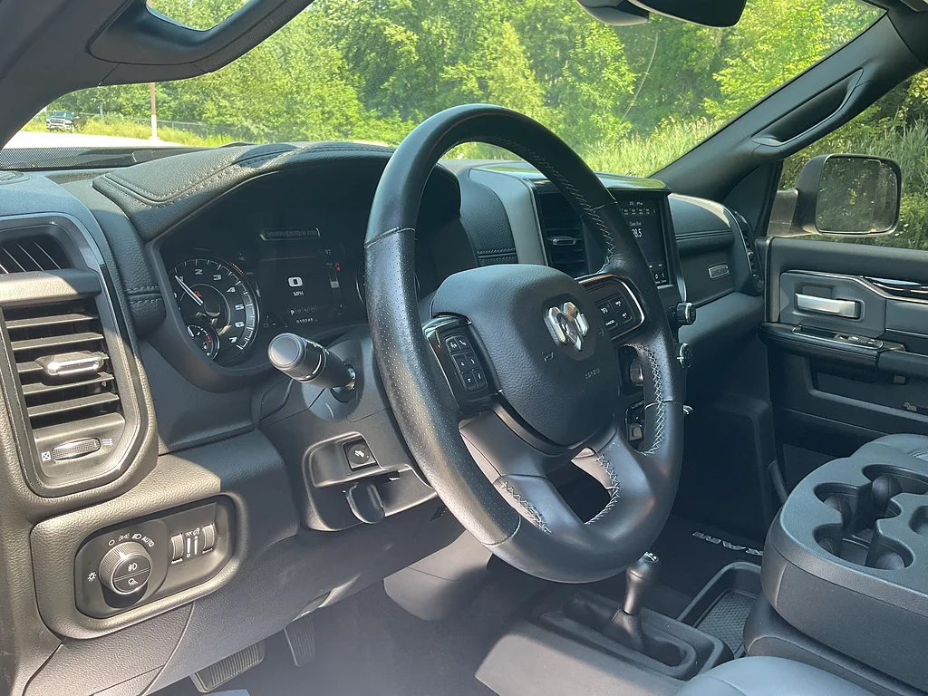 Certified Used 2020 Diamond Black Crystal Pearl Coat Ram Power Wagon image 10