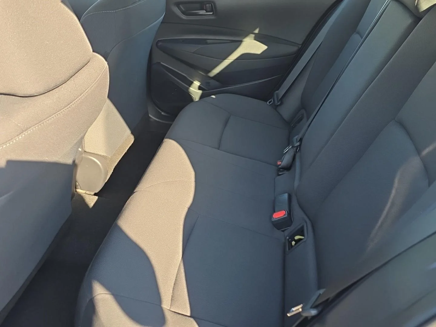 Used 2025 Underground Toyota LE image 18