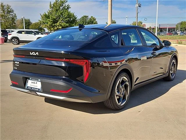 New 2027 Aurora Black KIA EX image 3