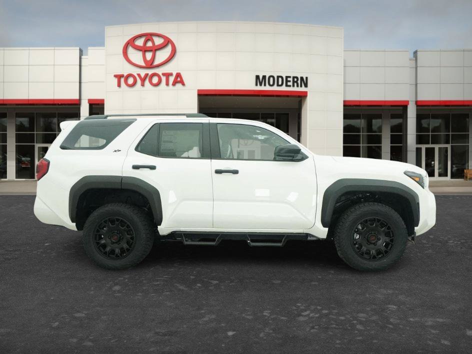 New 2026 Ice Cap Toyota SR5 image 13