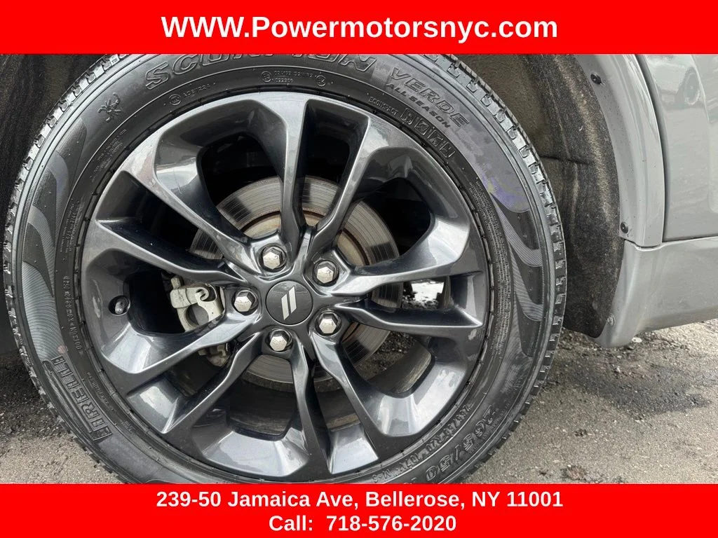 Used 2023 Gray Dodge R/T Plus image 32