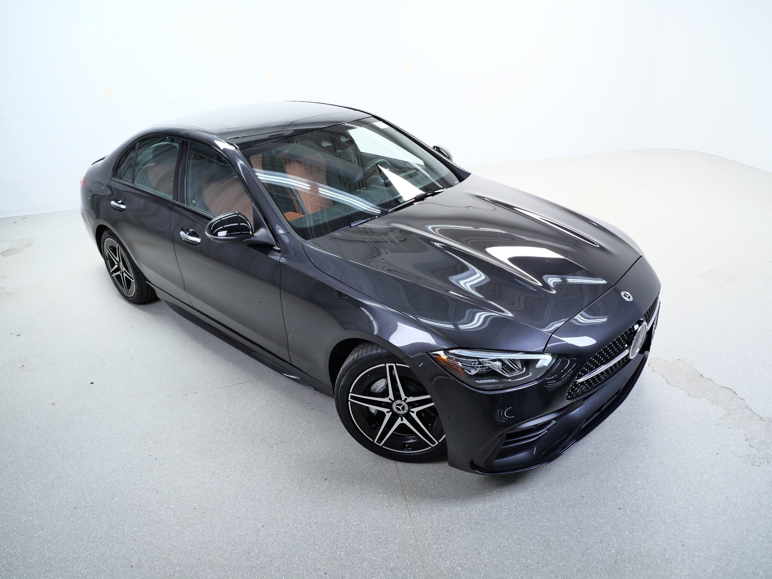 Certified Used 2024 Graphite Grey Metallic Mercedes-Benz C 300 image 4