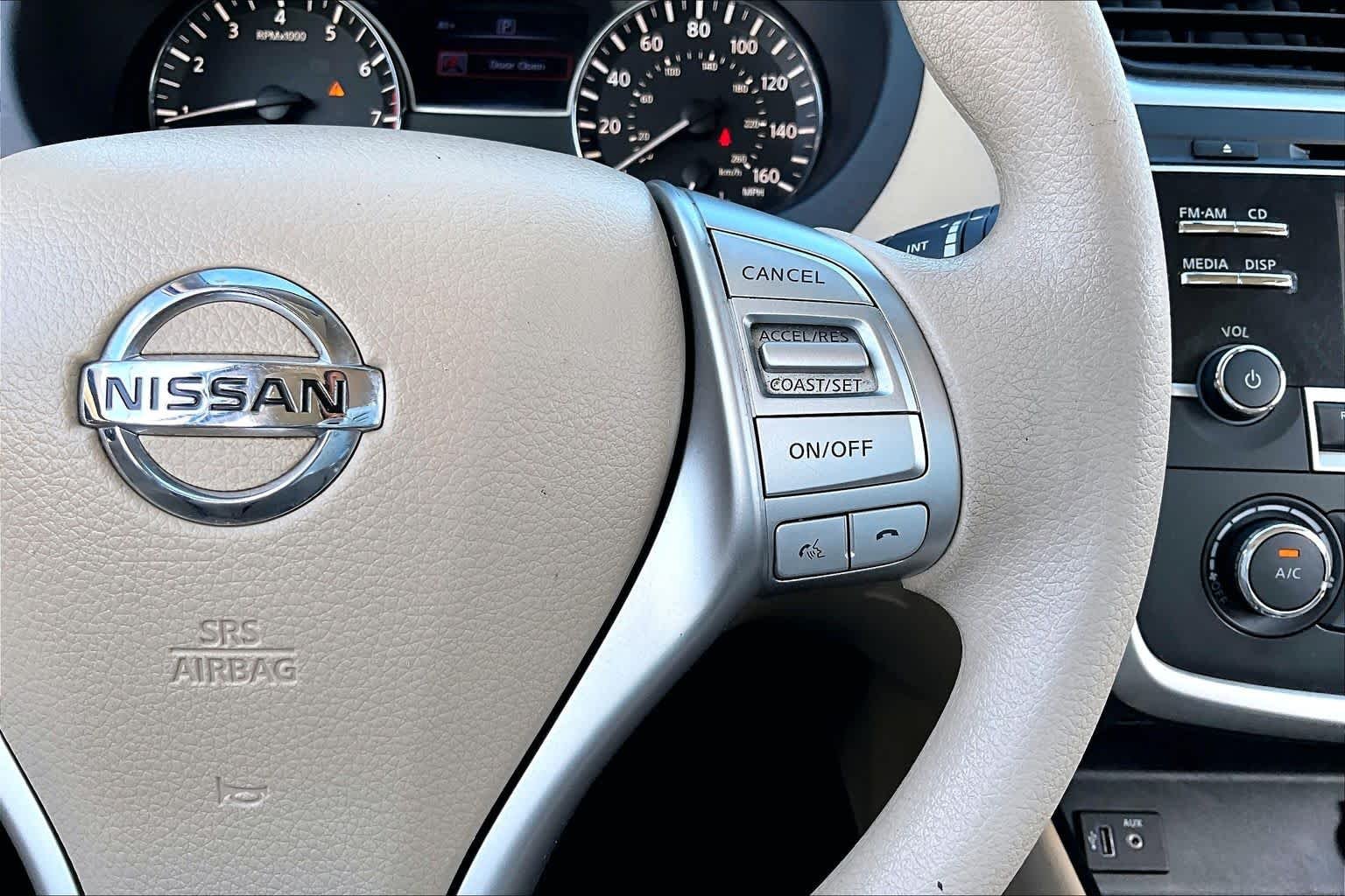 Used 2017 Glacier White Nissan 2.5 S image 25