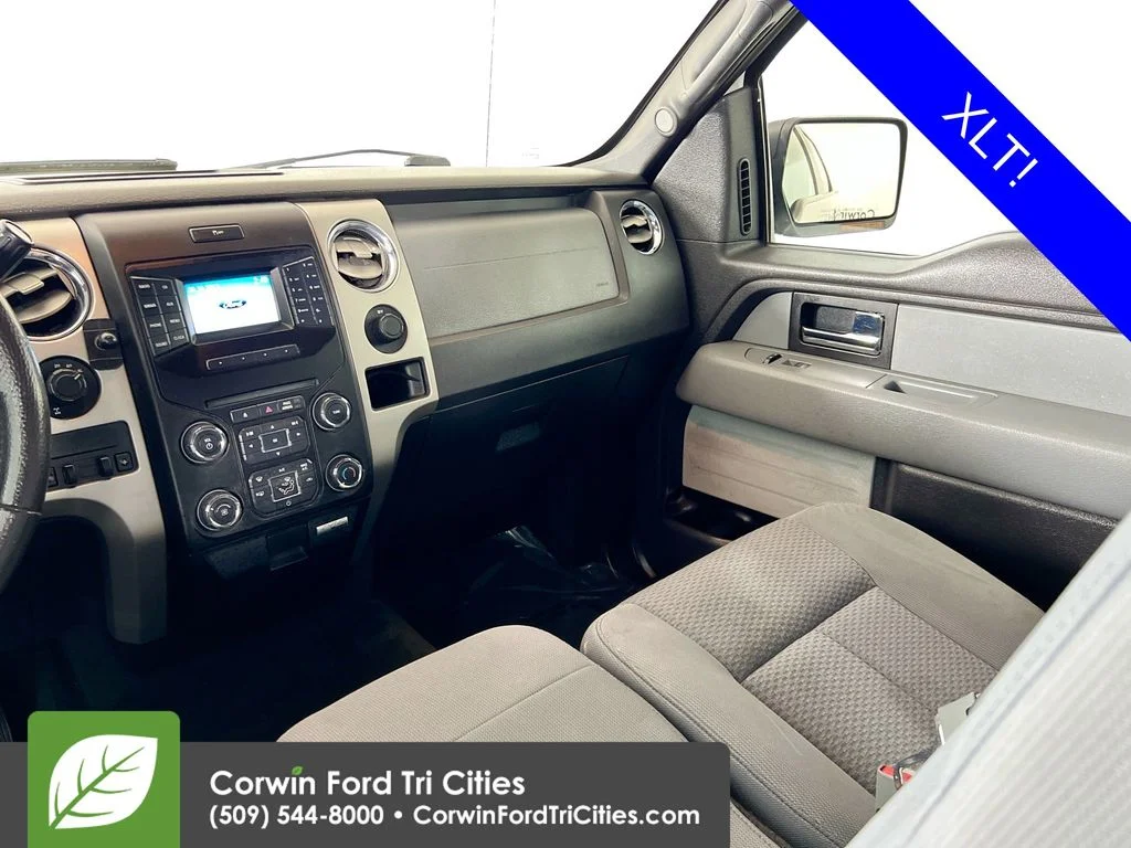 Used 2013 Oxford White Ford XLT image 24