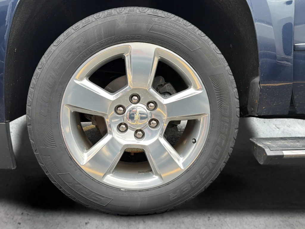Used 2019 Blue Chevrolet Premier image 39