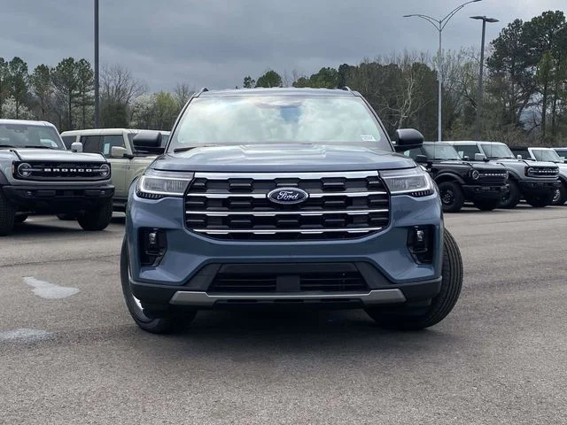 New 2026 Vapor Blue Metallic Ford Active image 8