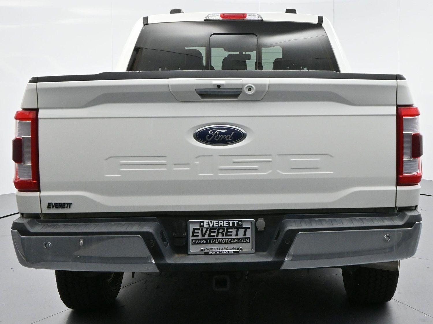 Used 2023  Ford LARIAT image 6