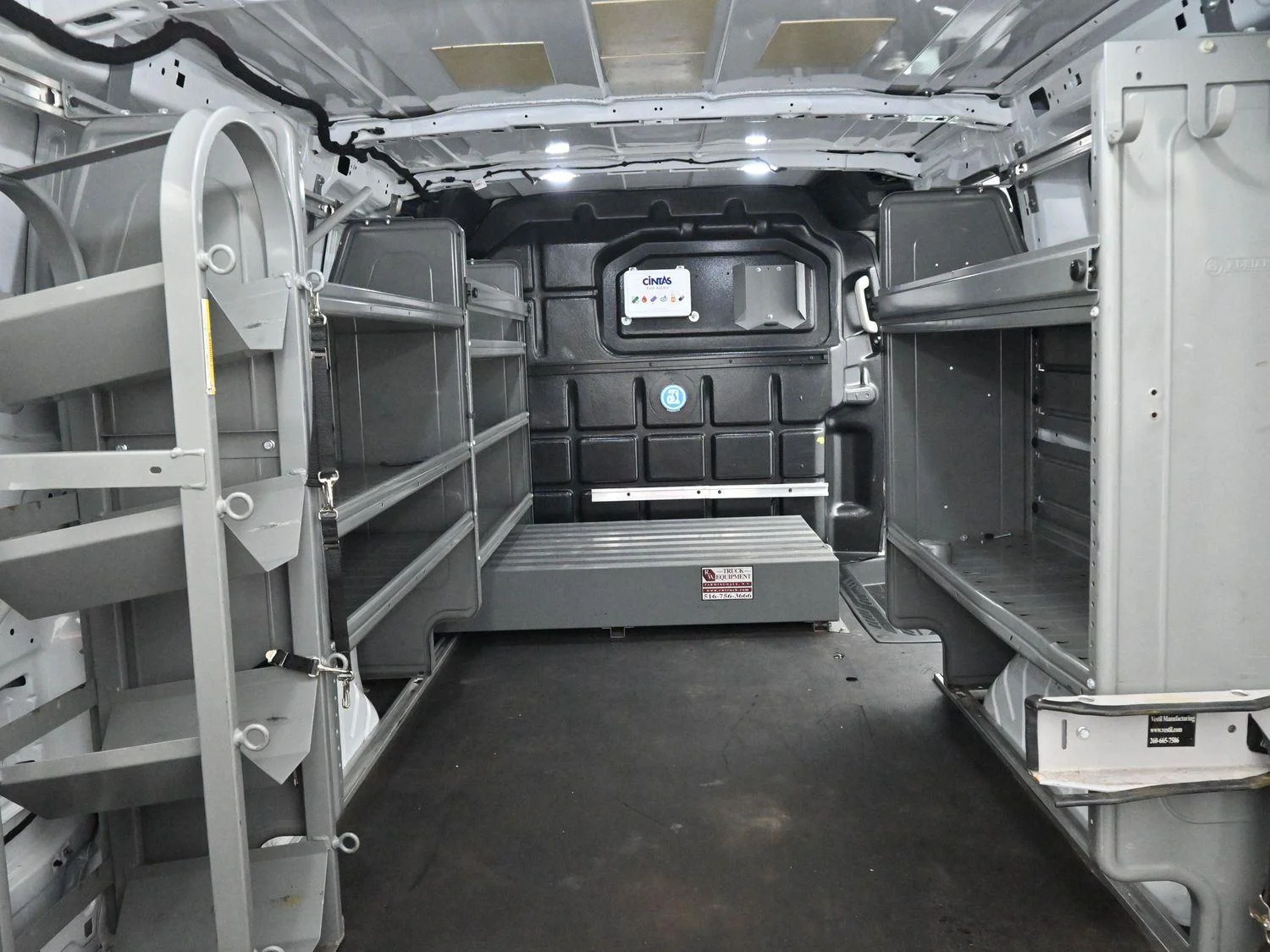 Used 2019  Ford 250 image 9