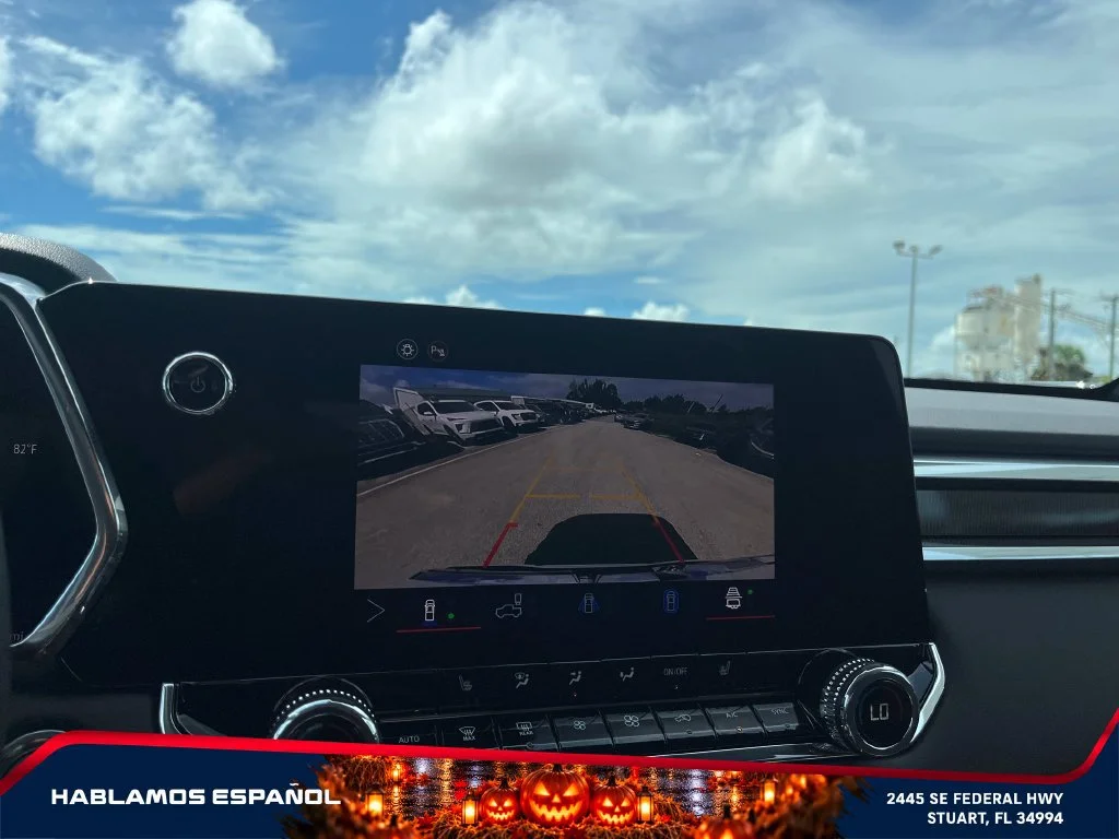 New 2026 Summit White GMC Elevation image 31