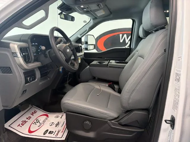 New 2027 Oxford White Ford F-350® XL image 29