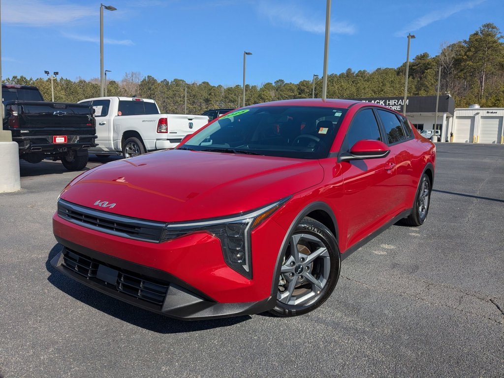 2025 Kia K4 LXS