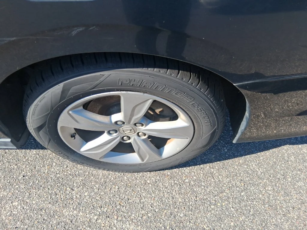 Used 2018  Honda EX-L image 8