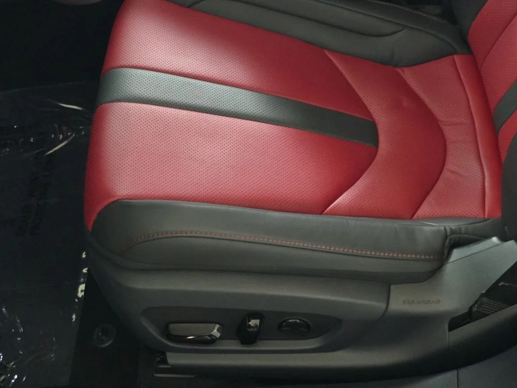 Used 2024 IRIDIUM Lexus 300h F SPORT Handling image 30