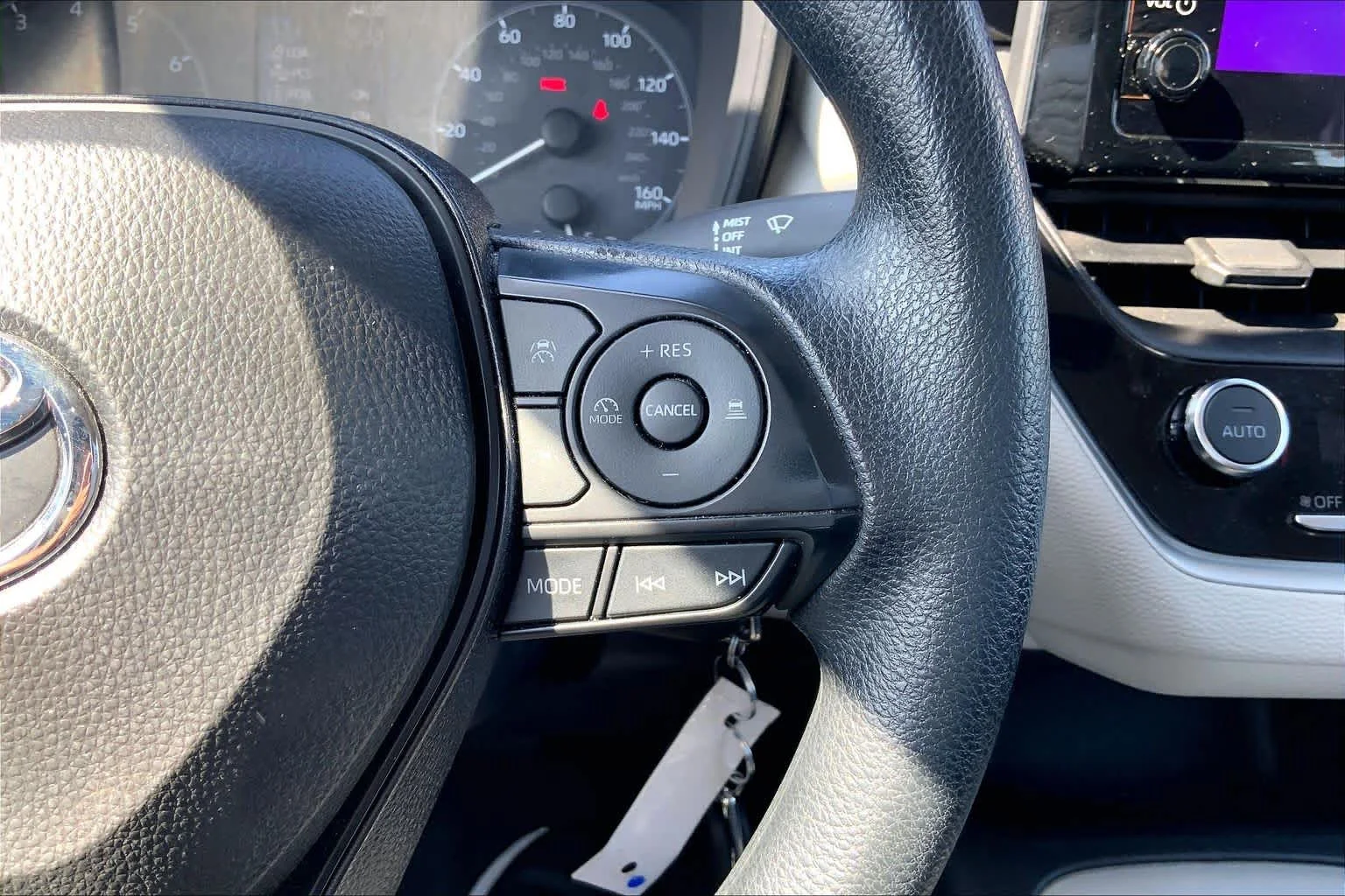 Certified Used 2025 Classic Silver Metallic Toyota LE image 24