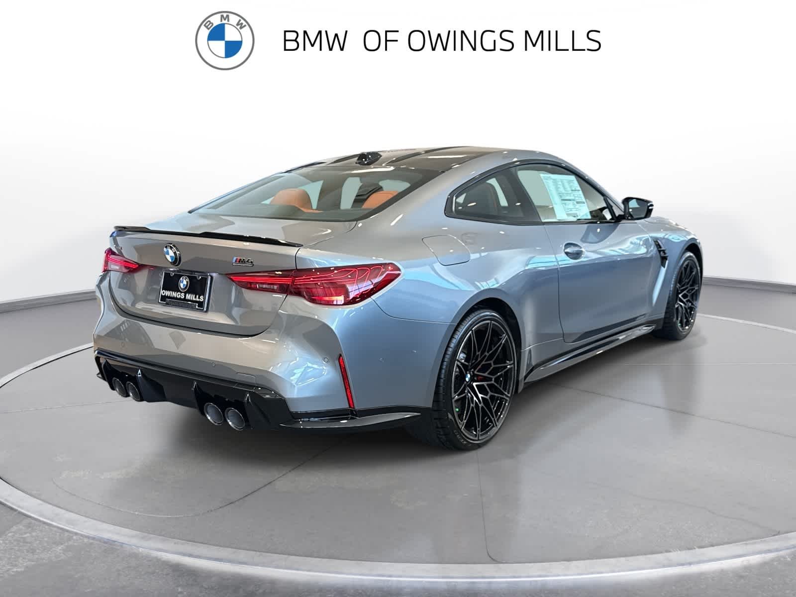 New 2026 Skyscraper Grey Metallic BMW Competition xDrive image 9