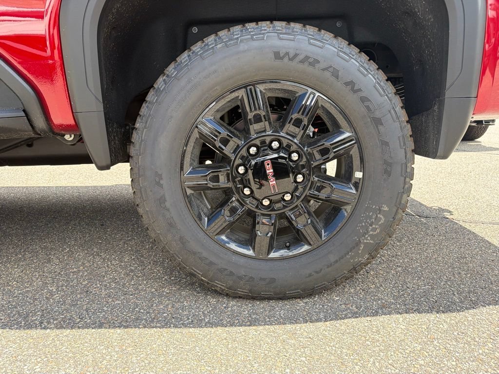 2026 GMC Sierra 2500HD AT4 - Photo 8
